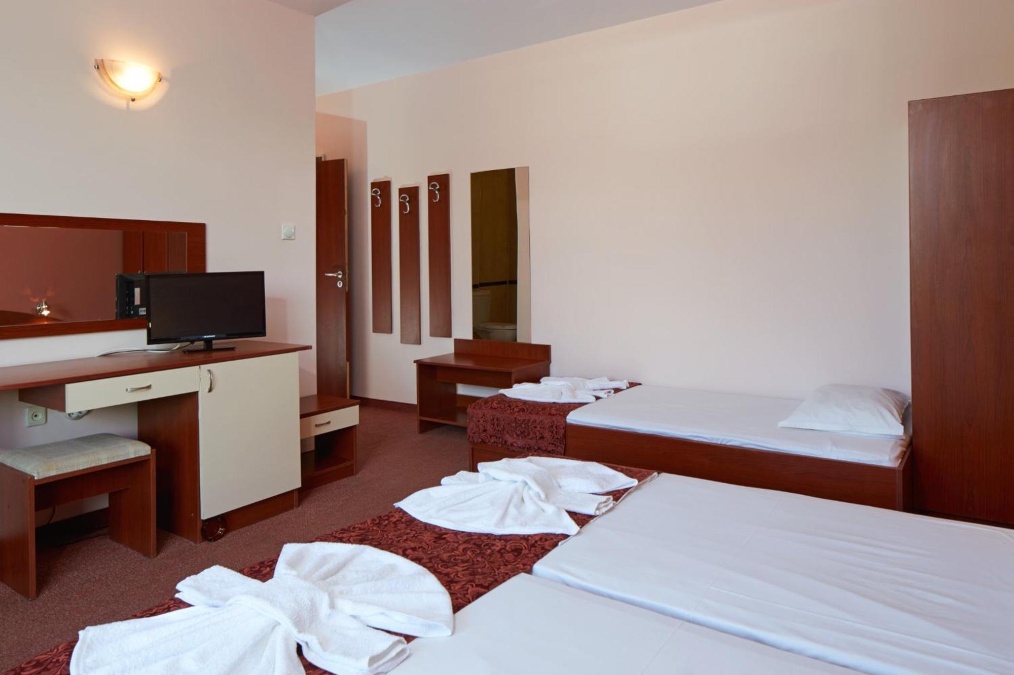Guesthouse Kirov Ravda Ngoại thất bức ảnh