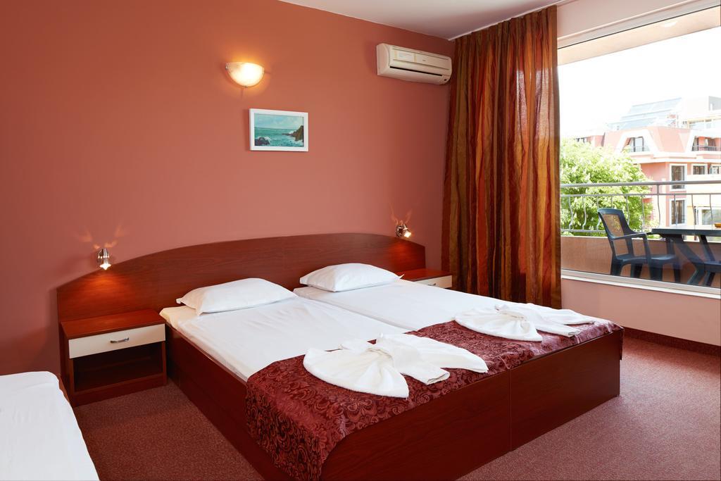 Guesthouse Kirov Ravda Ngoại thất bức ảnh