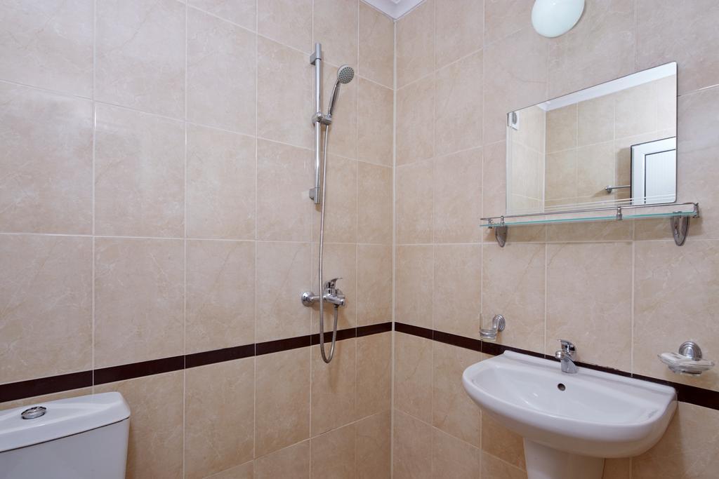 Guesthouse Kirov Ravda Ngoại thất bức ảnh